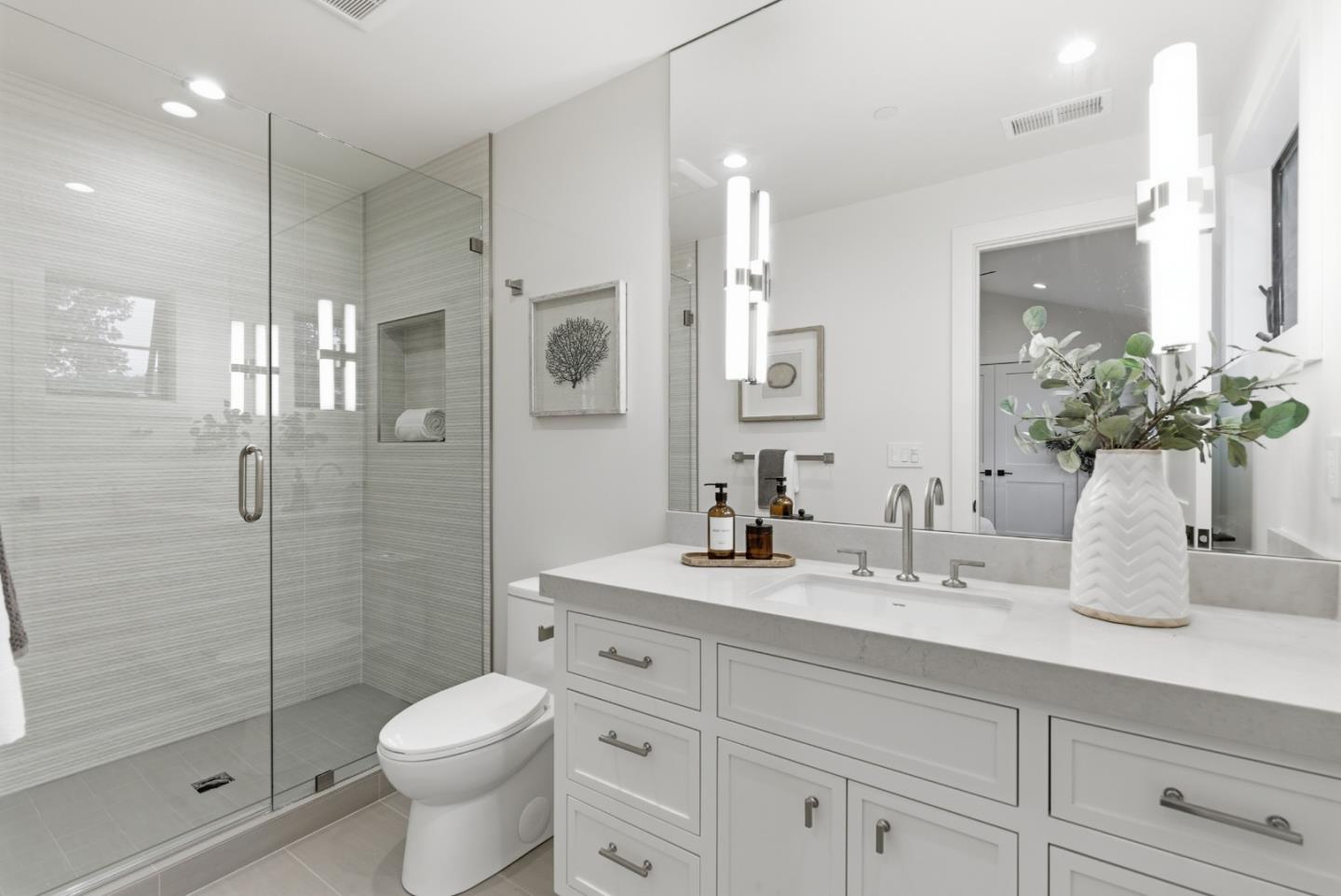 Detail Gallery Image 28 of 53 For 123 Dolton Ave, San Carlos,  CA 94070 - 5 Beds | 5/1 Baths