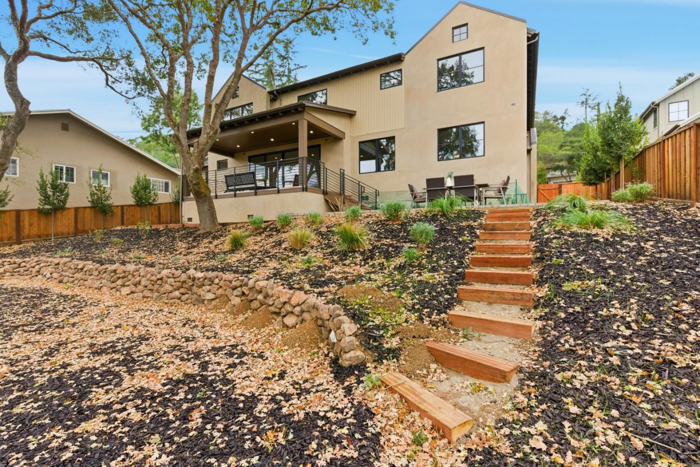 Detail Gallery Image 46 of 53 For 123 Dolton Ave, San Carlos,  CA 94070 - 5 Beds | 5/1 Baths