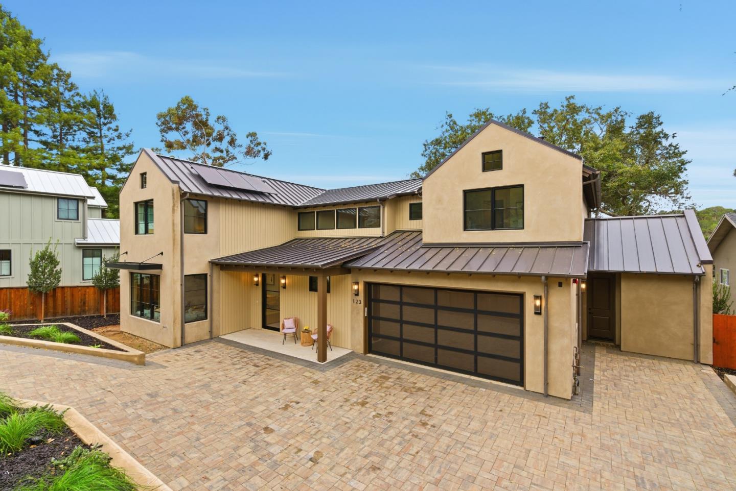 Detail Gallery Image 47 of 53 For 123 Dolton Ave, San Carlos,  CA 94070 - 5 Beds | 5/1 Baths