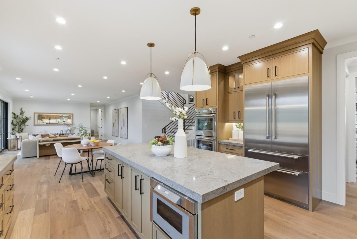 Detail Gallery Image 8 of 53 For 123 Dolton Ave, San Carlos,  CA 94070 - 5 Beds | 5/1 Baths