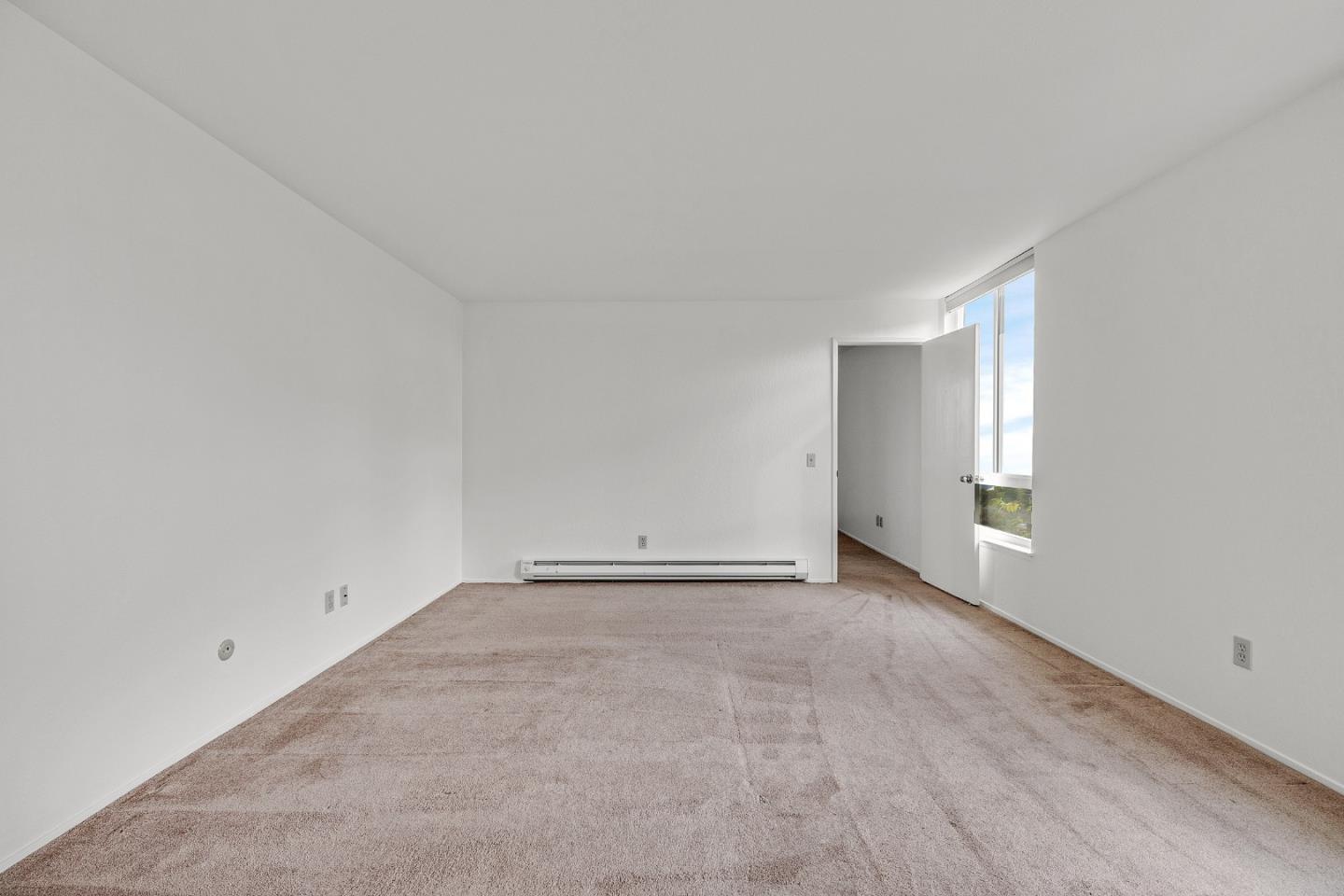 Detail Gallery Image 6 of 21 For 320 Vallejo Dr #18,  Millbrae,  CA 94030 - 2 Beds | 2 Baths