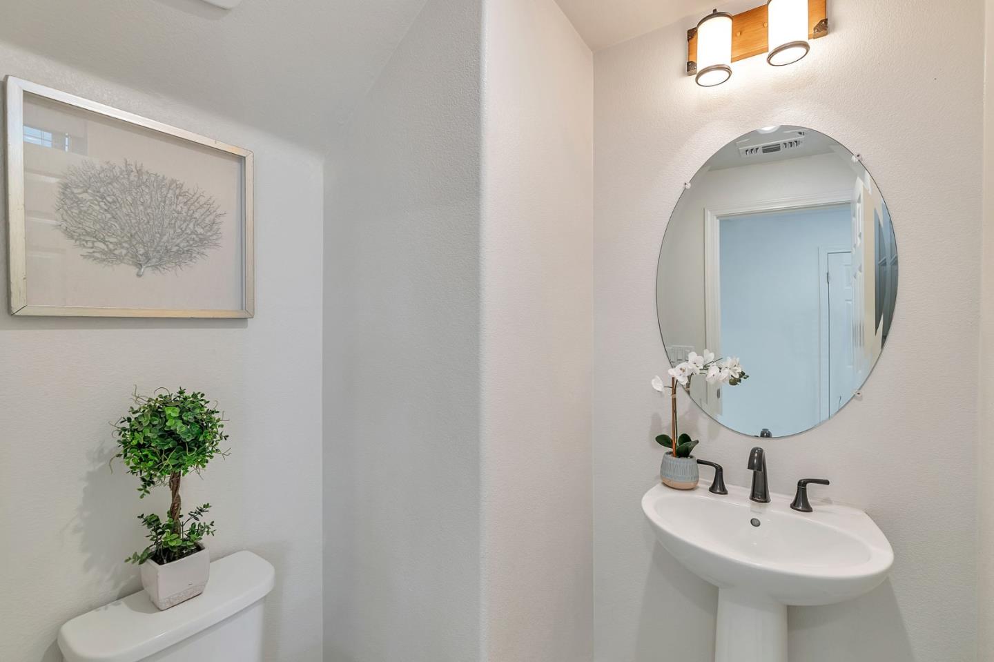 Detail Gallery Image 16 of 79 For 5050 Bonanza Dr, Fremont,  CA 94555 - 4 Beds | 3/1 Baths