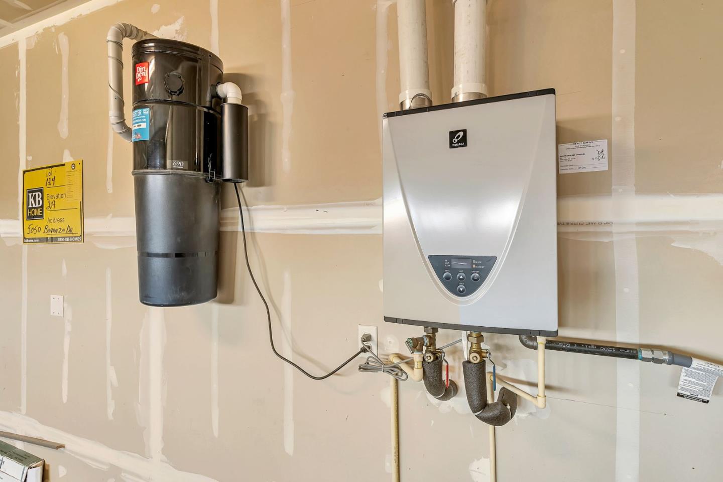 Detail Gallery Image 22 of 79 For 5050 Bonanza Dr, Fremont,  CA 94555 - 4 Beds | 3/1 Baths