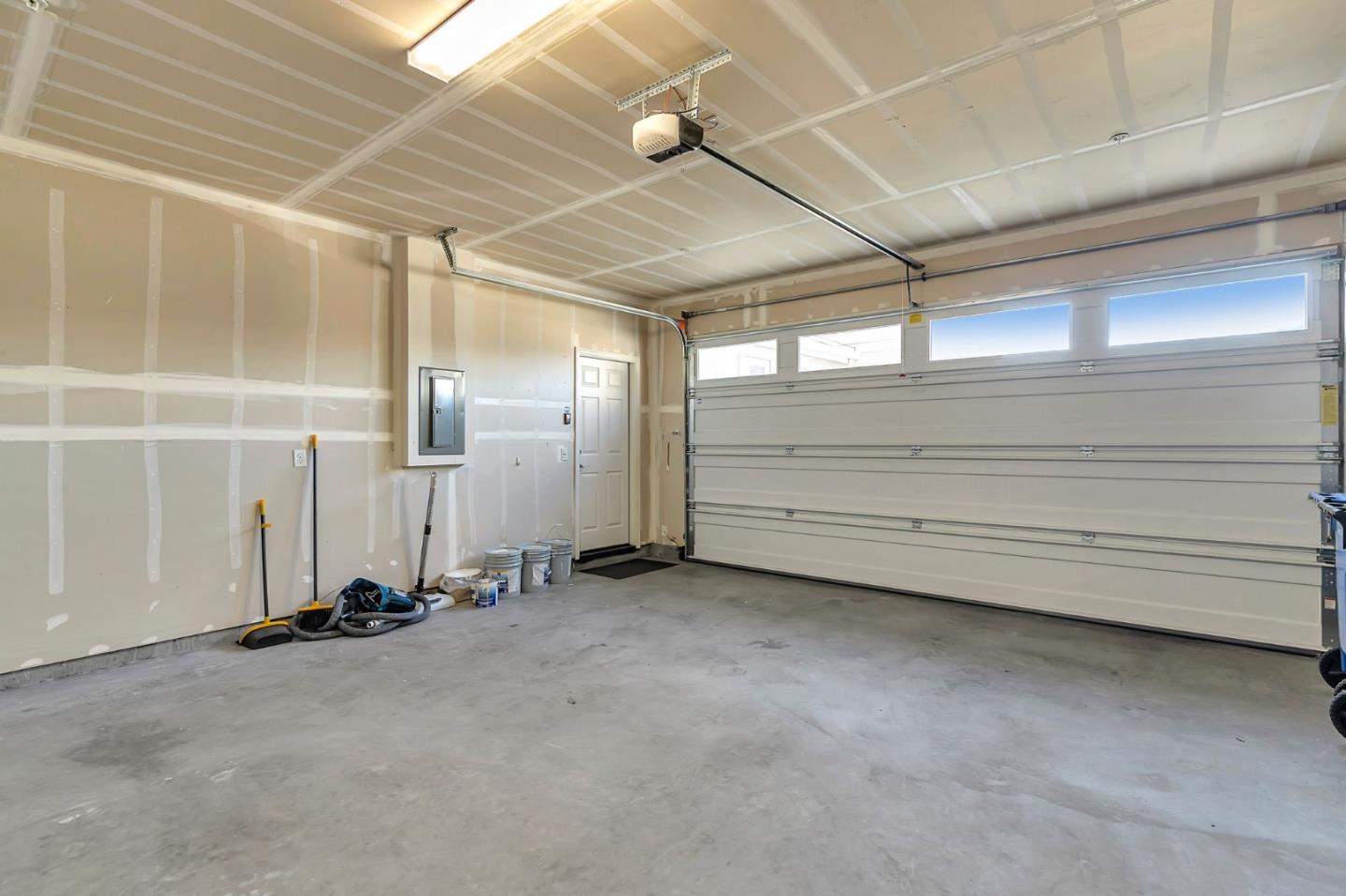 Detail Gallery Image 25 of 79 For 5050 Bonanza Dr, Fremont,  CA 94555 - 4 Beds | 3/1 Baths