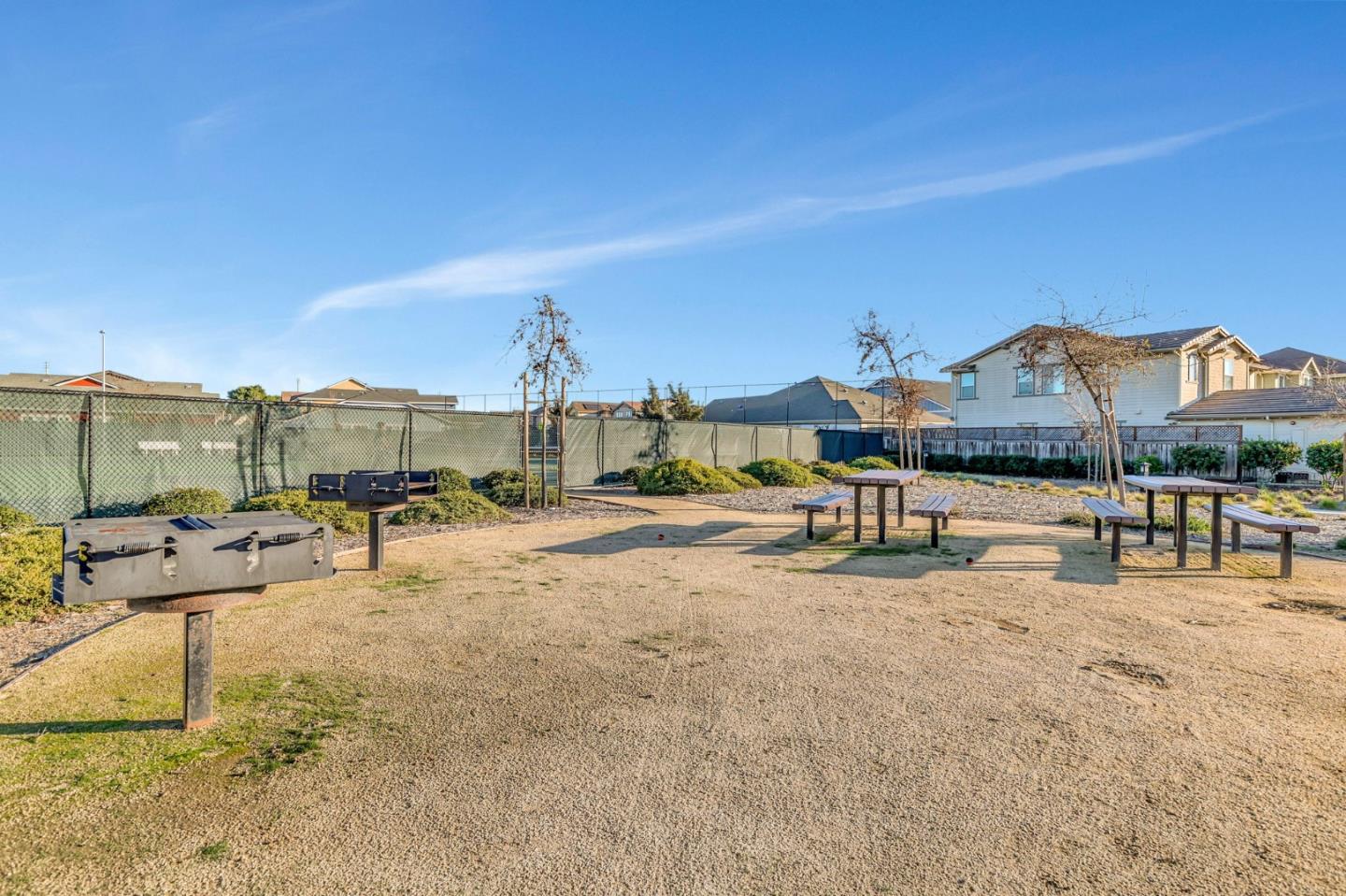 Detail Gallery Image 33 of 79 For 5050 Bonanza Dr, Fremont,  CA 94555 - 4 Beds | 3/1 Baths