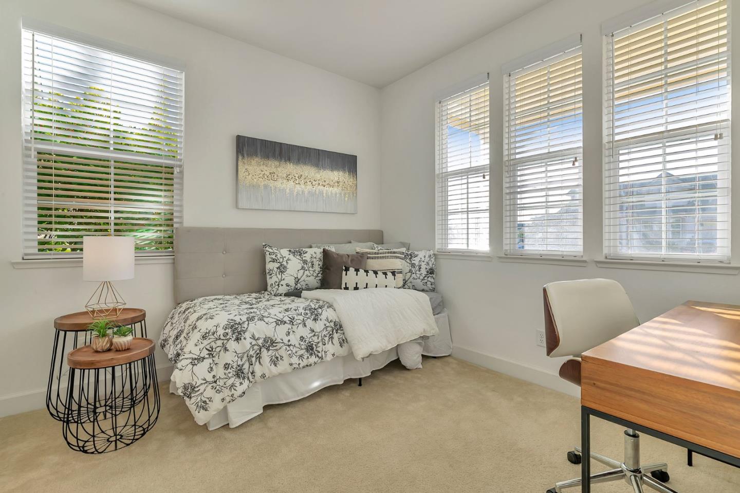 Detail Gallery Image 5 of 79 For 5050 Bonanza Dr, Fremont,  CA 94555 - 4 Beds | 3/1 Baths