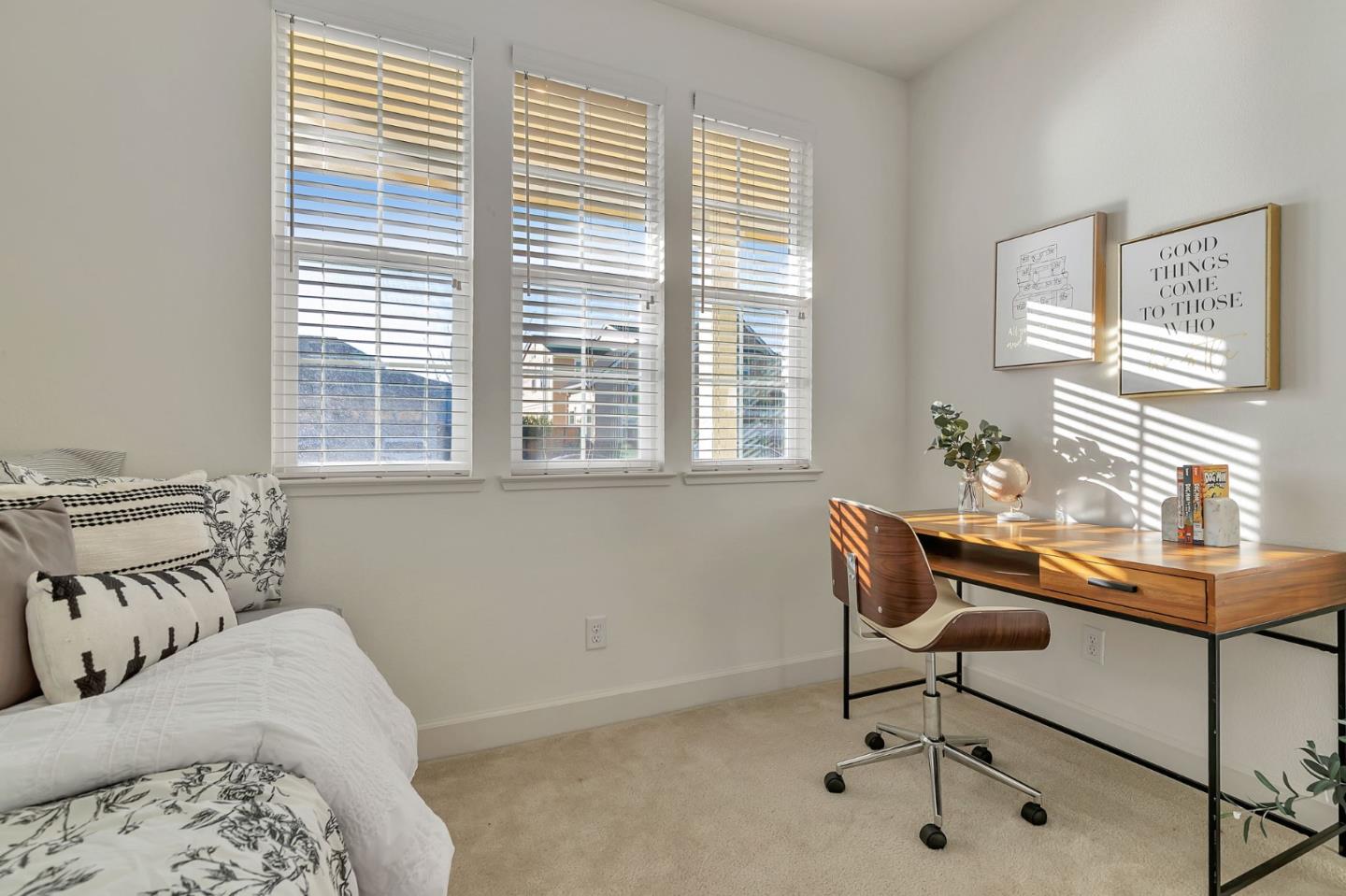 Detail Gallery Image 6 of 79 For 5050 Bonanza Dr, Fremont,  CA 94555 - 4 Beds | 3/1 Baths