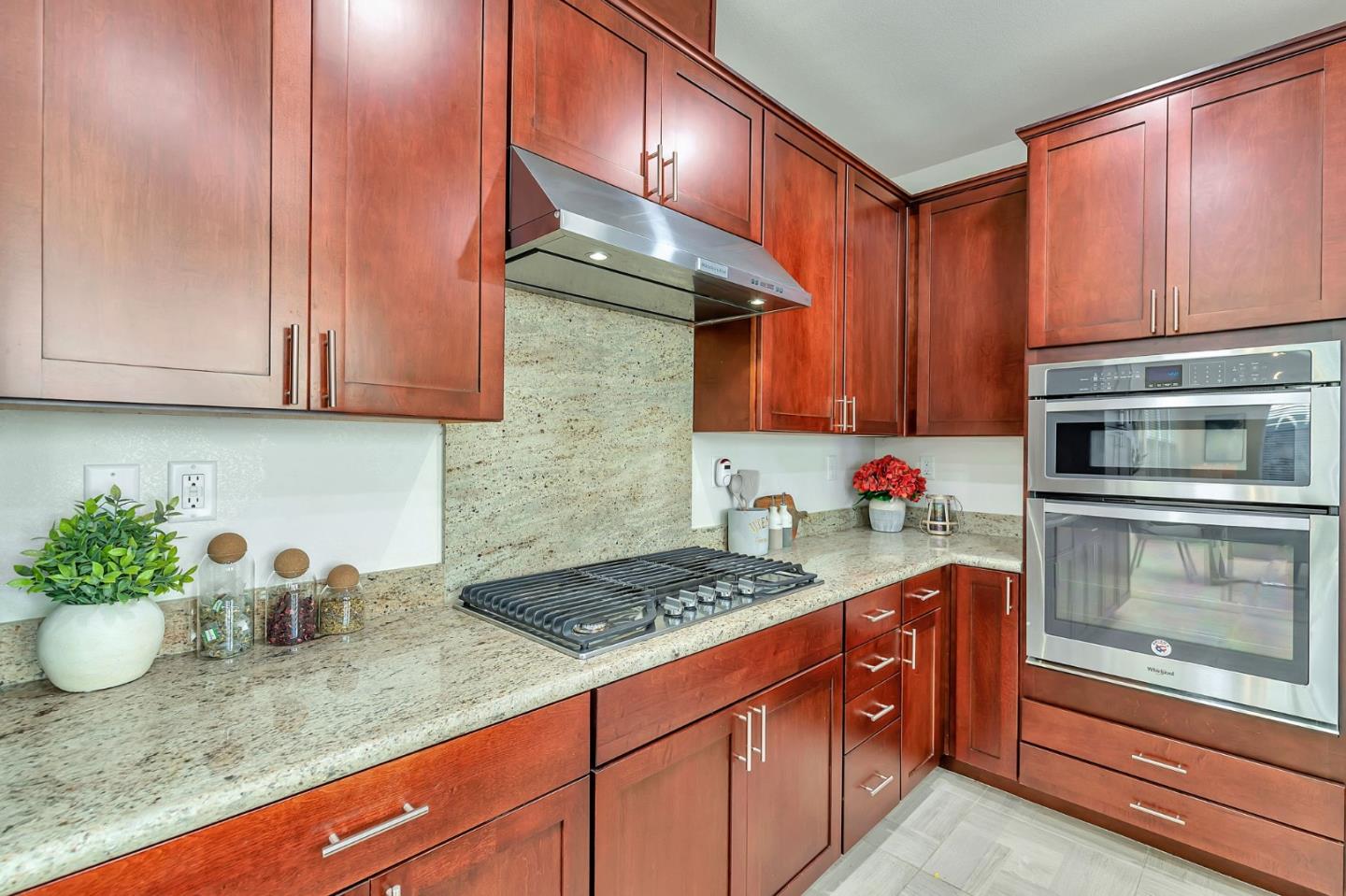 Detail Gallery Image 60 of 79 For 5050 Bonanza Dr, Fremont,  CA 94555 - 4 Beds | 3/1 Baths