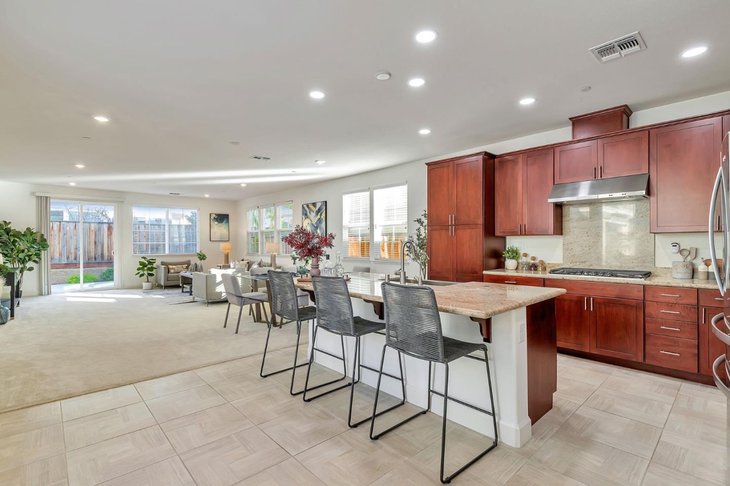 Detail Gallery Image 63 of 79 For 5050 Bonanza Dr, Fremont,  CA 94555 - 4 Beds | 3/1 Baths