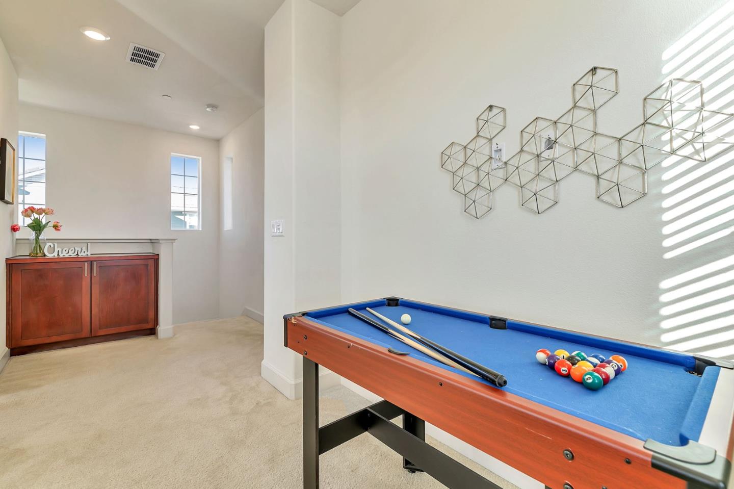 Detail Gallery Image 70 of 79 For 5050 Bonanza Dr, Fremont,  CA 94555 - 4 Beds | 3/1 Baths