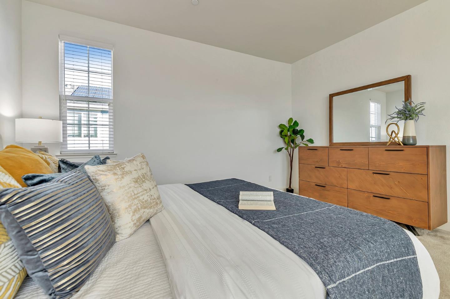 Detail Gallery Image 73 of 79 For 5050 Bonanza Dr, Fremont,  CA 94555 - 4 Beds | 3/1 Baths