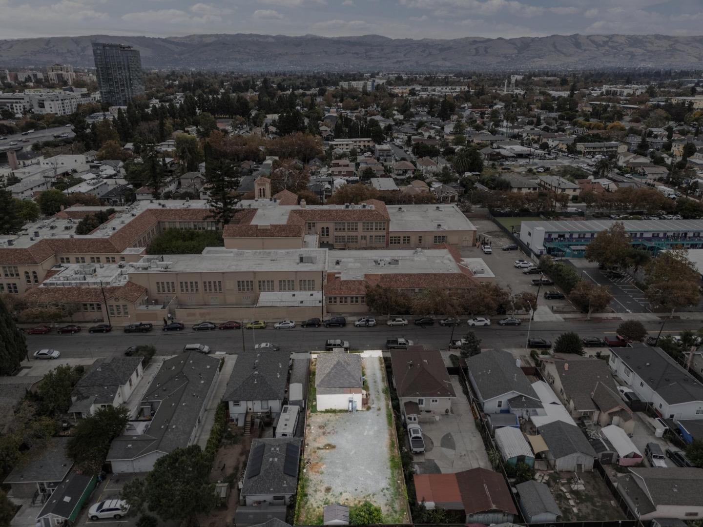 Detail Gallery Image 15 of 15 For 735 Locust St, San Jose,  CA 95110 - 3 Beds | 1 Baths