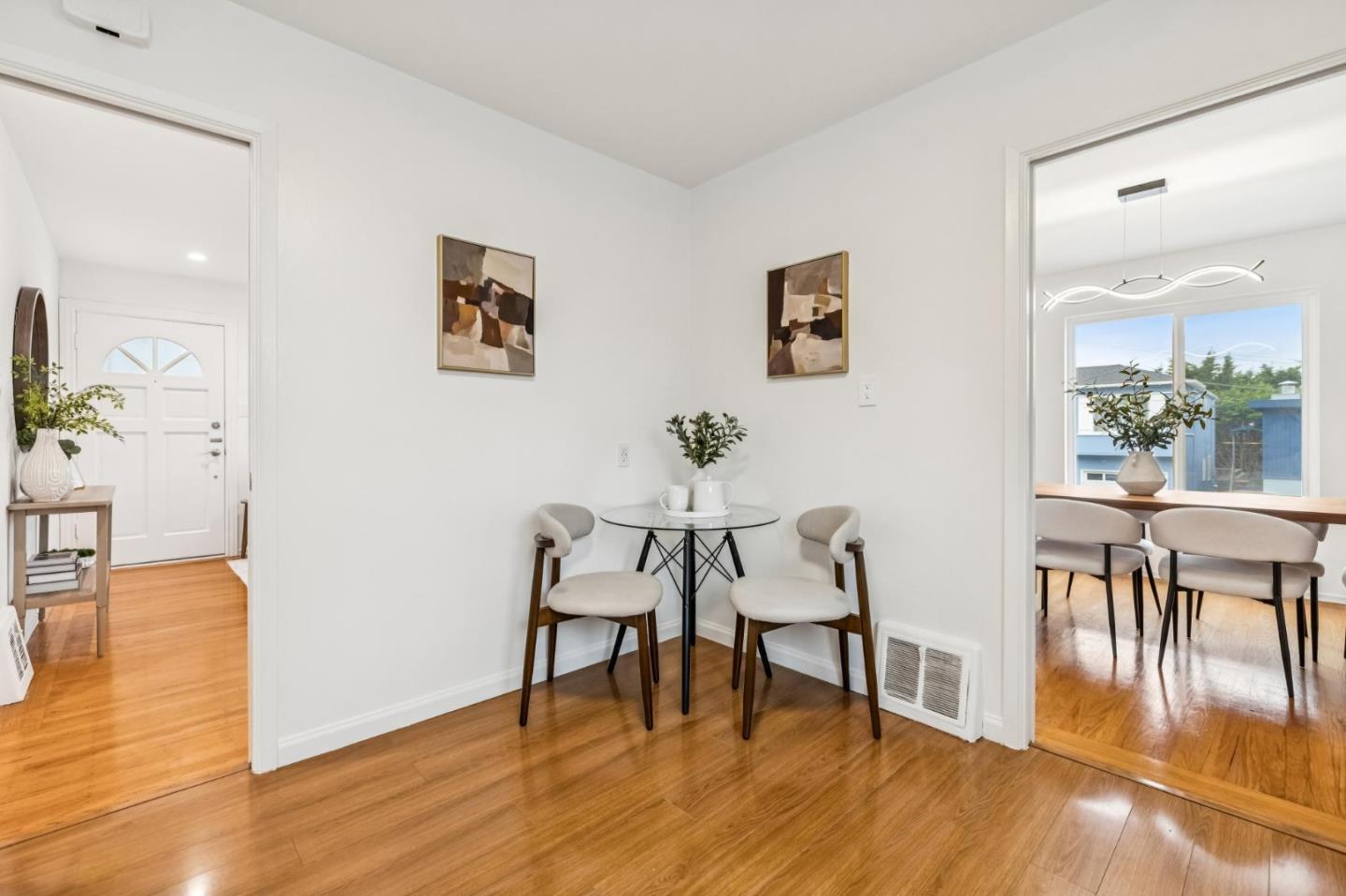 Detail Gallery Image 13 of 41 For 259 Canyon Dr, Daly City,  CA 94014 - 5 Beds | 3 Baths