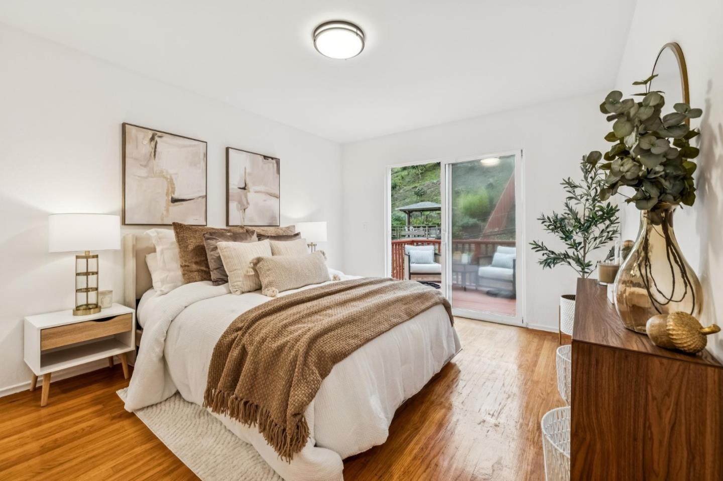 Detail Gallery Image 14 of 41 For 259 Canyon Dr, Daly City,  CA 94014 - 5 Beds | 3 Baths