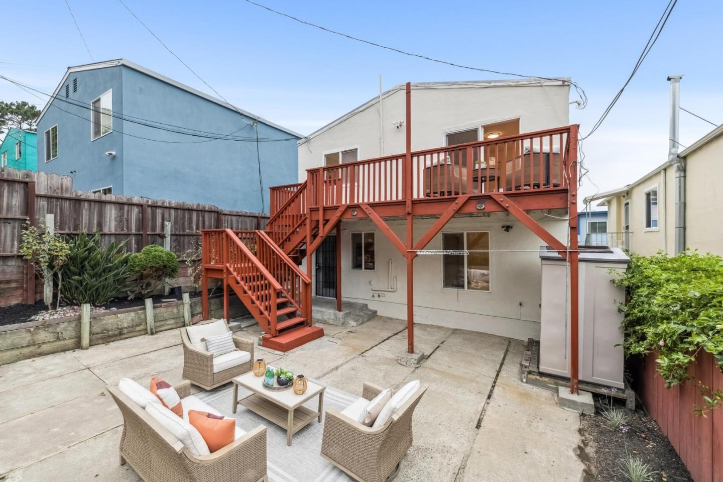 Detail Gallery Image 33 of 41 For 259 Canyon Dr, Daly City,  CA 94014 - 5 Beds | 3 Baths