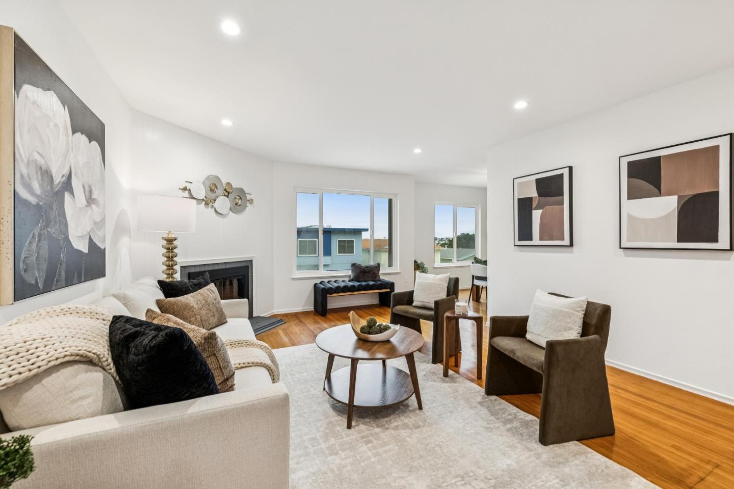 Detail Gallery Image 5 of 41 For 259 Canyon Dr, Daly City,  CA 94014 - 5 Beds | 3 Baths