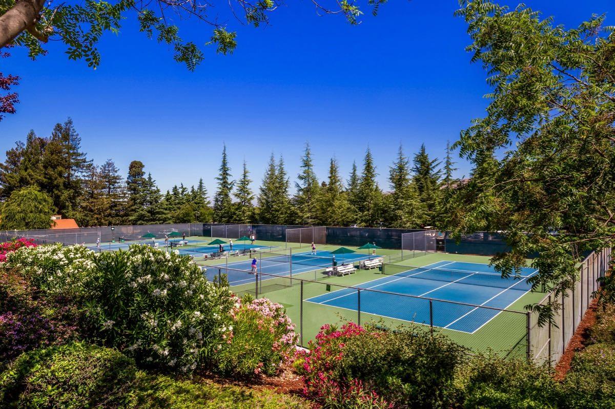 Detail Gallery Image 28 of 35 For 6361 Whaley Dr, San Jose,  CA 95135 - 2 Beds | 2 Baths