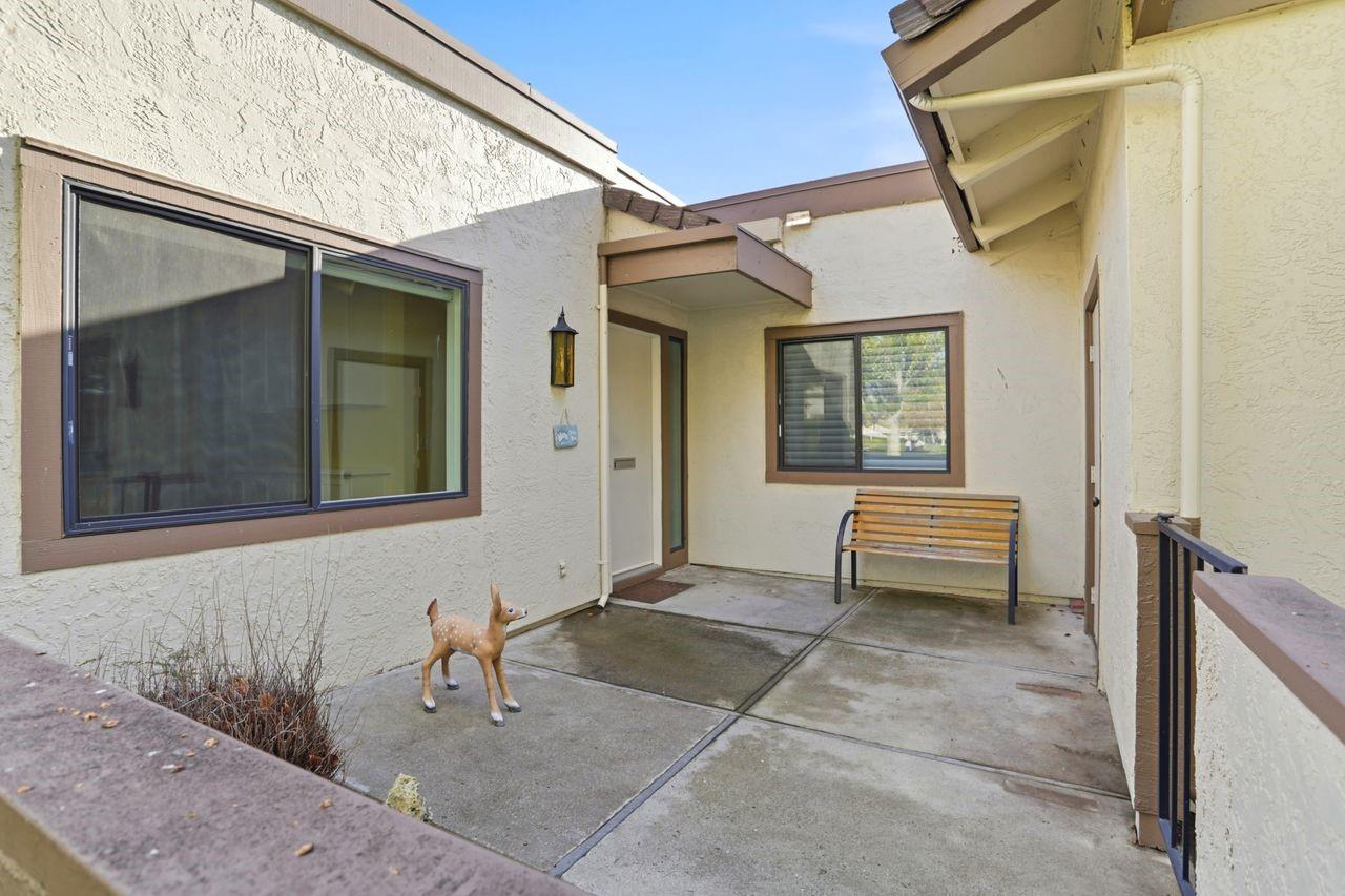 Detail Gallery Image 6 of 35 For 6361 Whaley Dr, San Jose,  CA 95135 - 2 Beds | 2 Baths