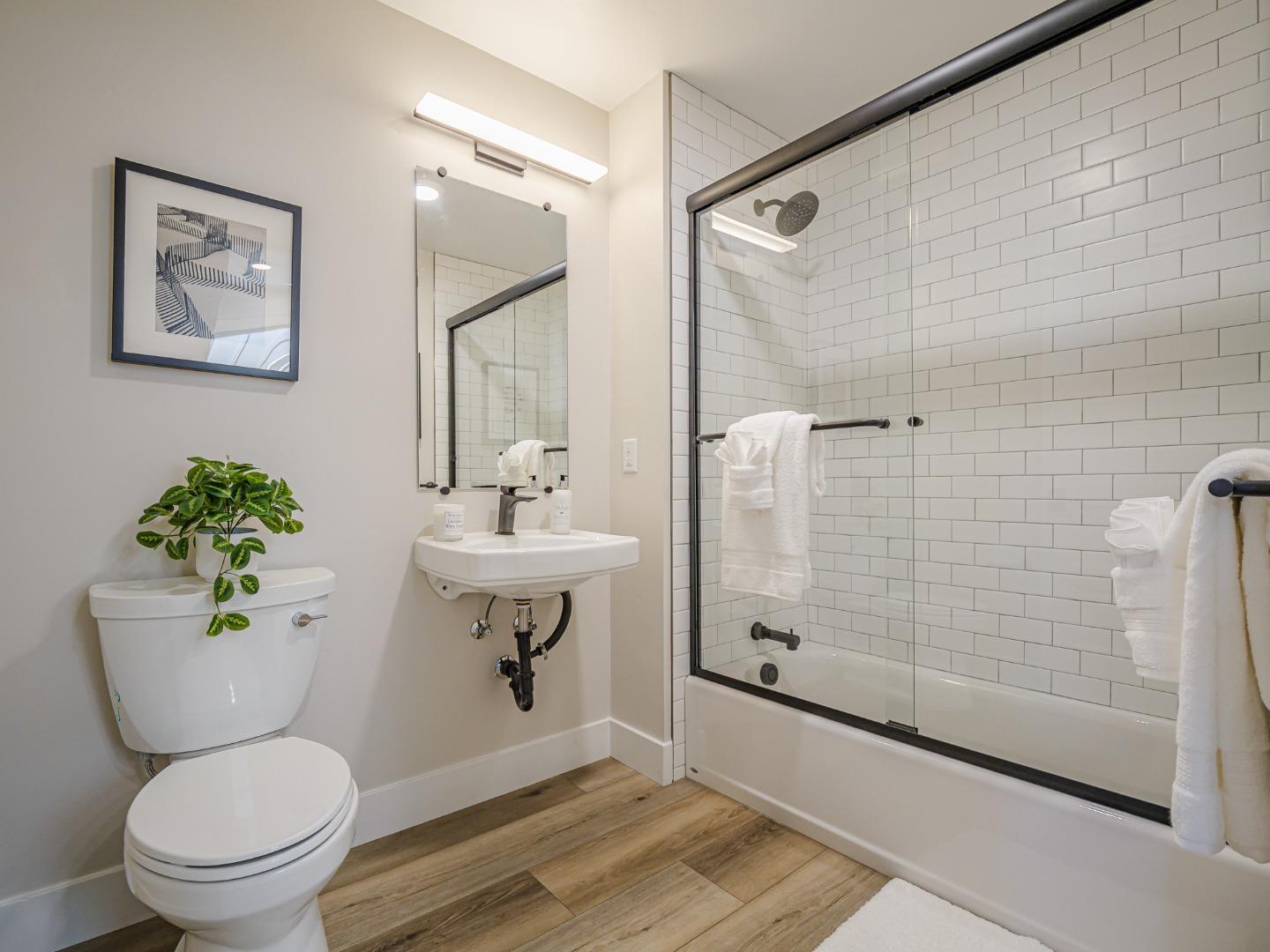 Detail Gallery Image 14 of 29 For 116 Aptos Village Way #3,  Aptos,  CA 95003 - 2 Beds | 2 Baths