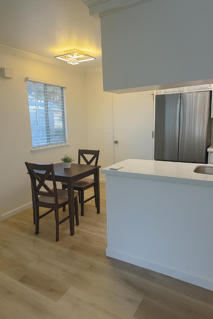 Detail Gallery Image 3 of 15 For 3449 Wine Cask Way, San Jose,  CA 95124 - 1 Beds | 1 Baths