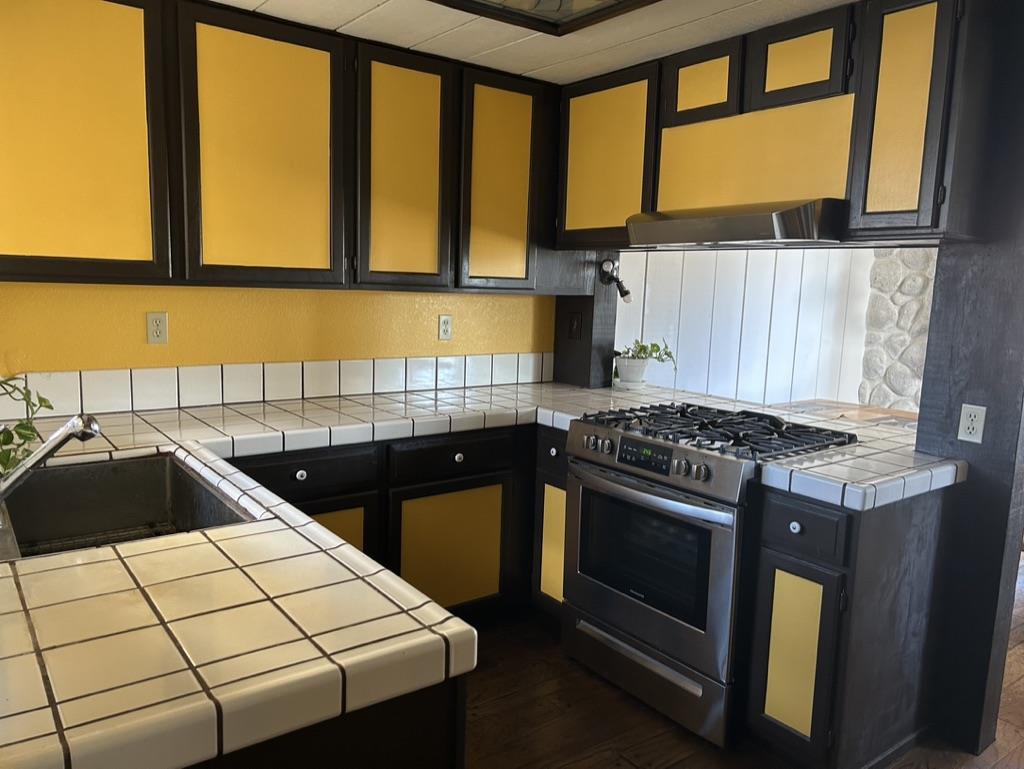 Detail Gallery Image 12 of 34 For 3242 Coral Way, Marina,  CA 93933 - 3 Beds | 2/1 Baths