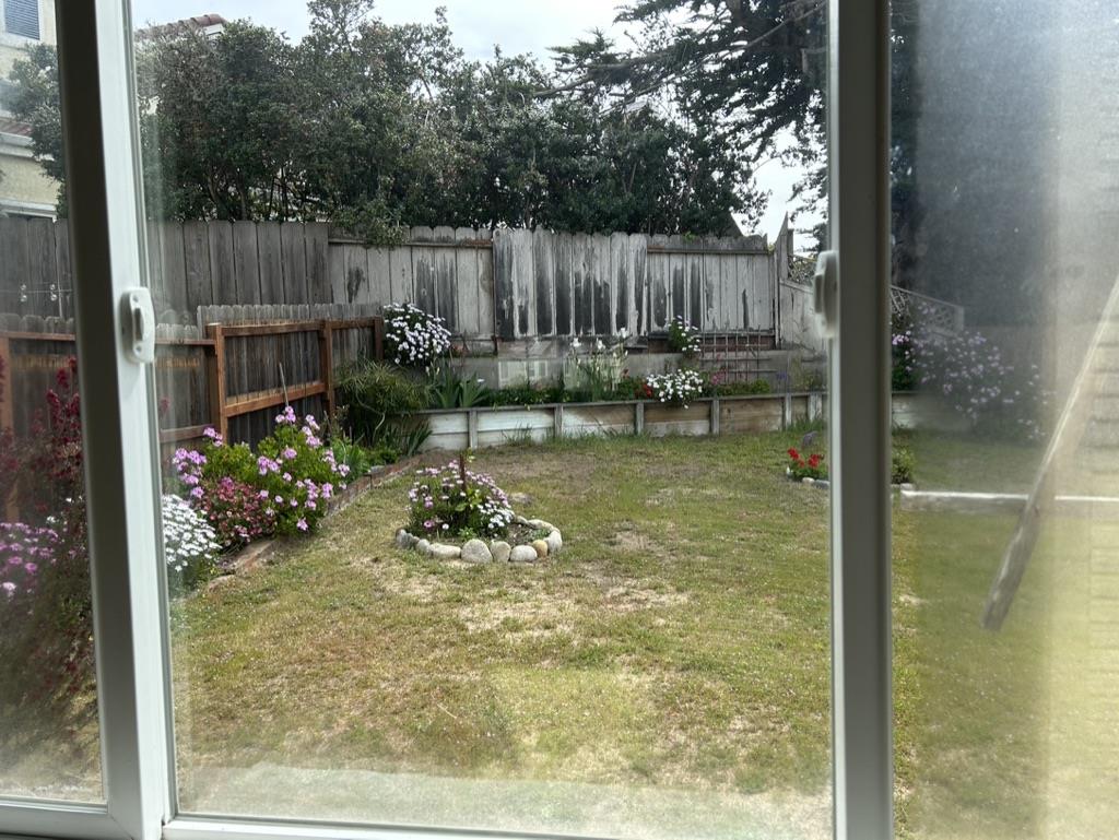 Detail Gallery Image 33 of 34 For 3242 Coral Way, Marina,  CA 93933 - 3 Beds | 2/1 Baths