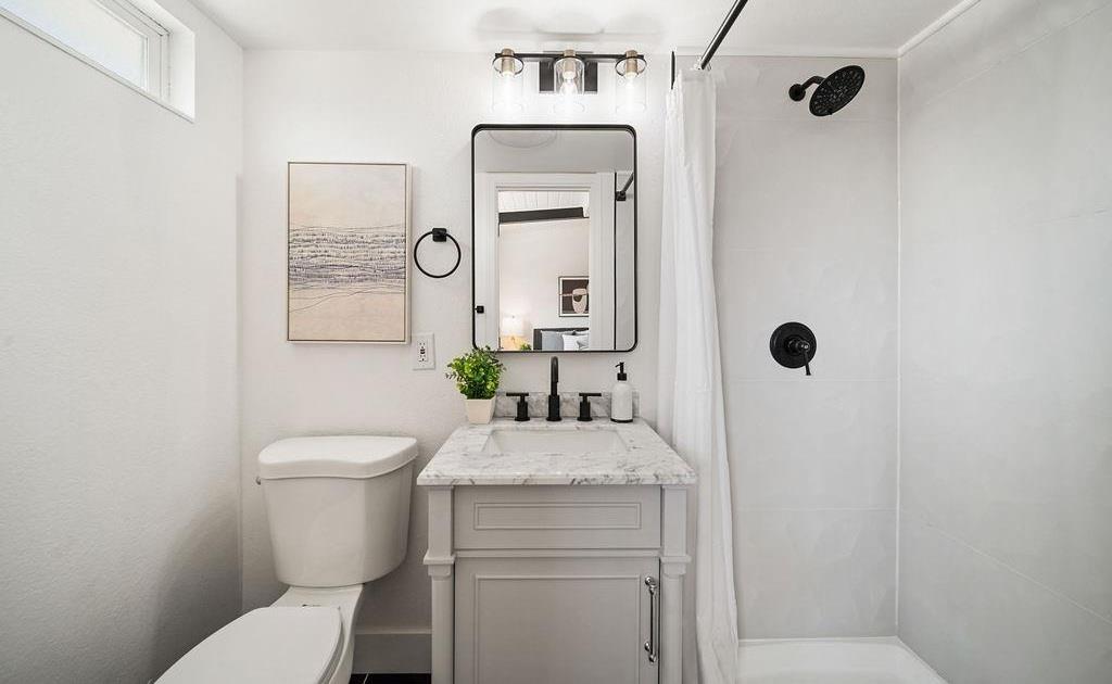 Detail Gallery Image 7 of 10 For 43638 Montrose Ave, Fremont,  CA 94538 - 4 Beds | 2 Baths