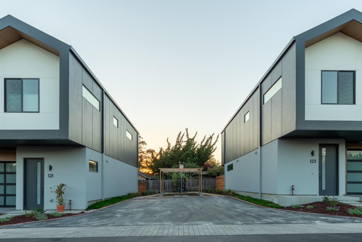 Detail Gallery Image 36 of 37 For 119 Darlington Ln, Soquel,  CA 95073 - 3 Beds | 2/1 Baths