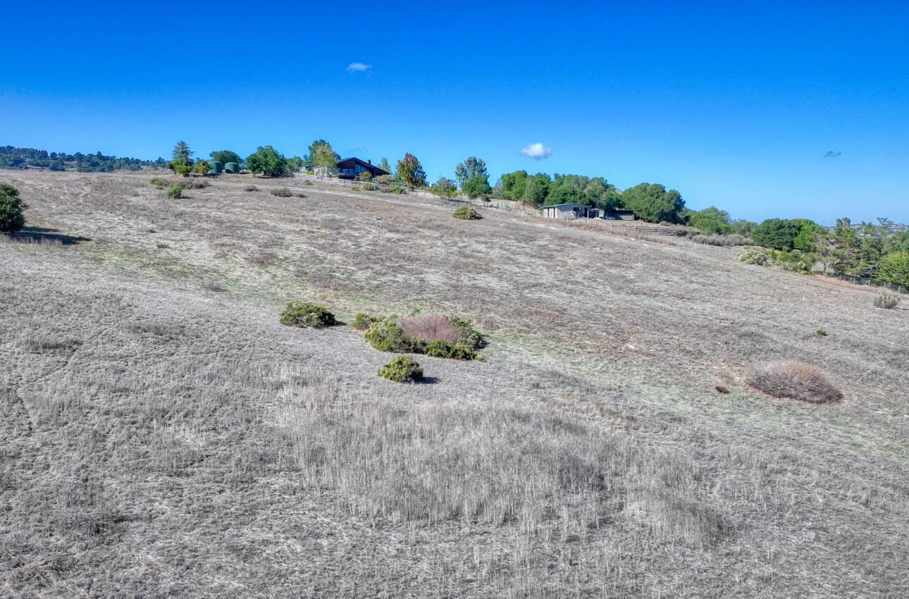 Detail Gallery Image 12 of 28 For 297 Corral De Tierra Rd, Salinas,  CA 93908 - – Beds | – Baths