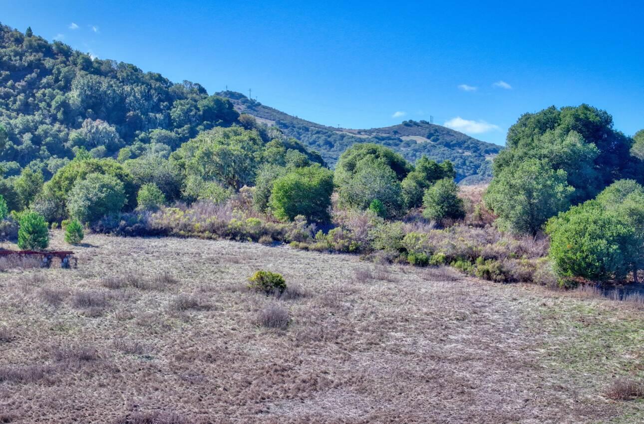 Detail Gallery Image 18 of 28 For 297 Corral De Tierra Rd, Salinas,  CA 93908 - – Beds | – Baths