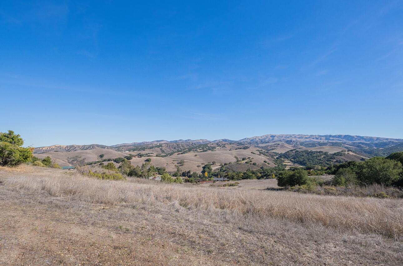 Detail Gallery Image 27 of 28 For 297 Corral De Tierra Rd, Salinas,  CA 93908 - – Beds | – Baths