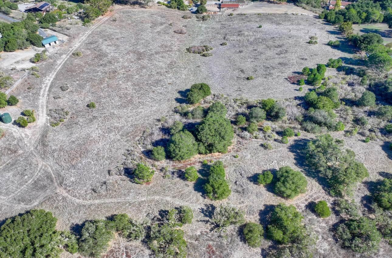 Detail Gallery Image 6 of 28 For 297 Corral De Tierra Rd, Salinas,  CA 93908 - – Beds | – Baths