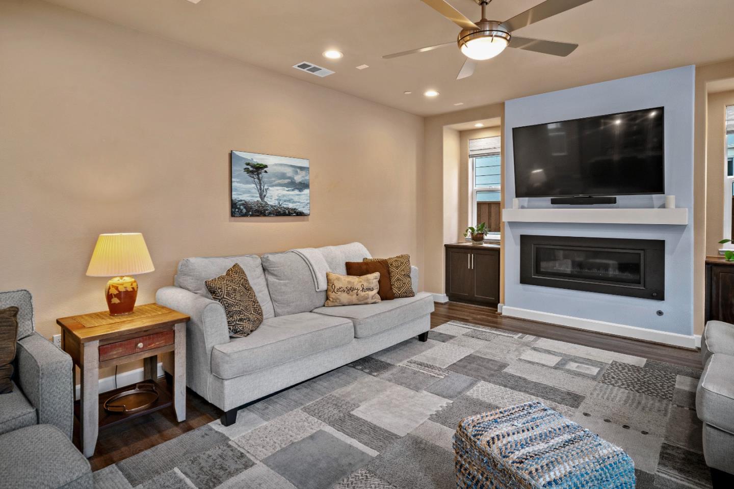 Detail Gallery Image 14 of 48 For 2760 Bungalow Dr, Marina,  CA 93933 - 3 Beds | 2/1 Baths