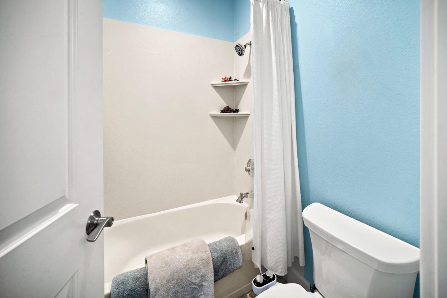 Detail Gallery Image 37 of 48 For 2760 Bungalow Dr, Marina,  CA 93933 - 3 Beds | 2/1 Baths