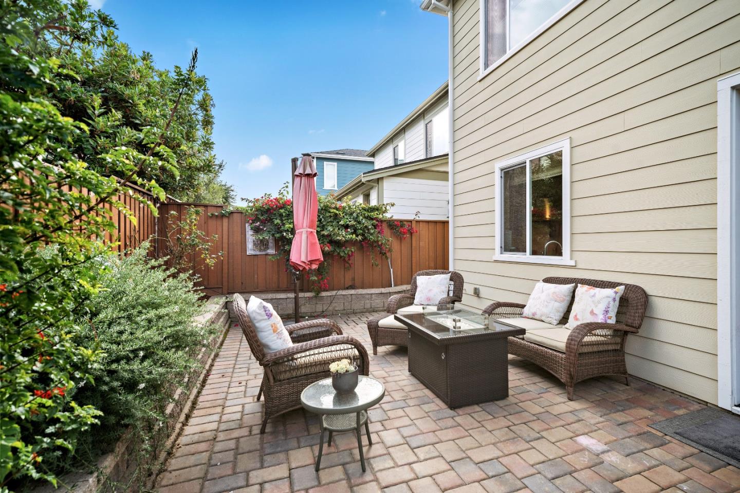 Detail Gallery Image 39 of 48 For 2760 Bungalow Dr, Marina,  CA 93933 - 3 Beds | 2/1 Baths