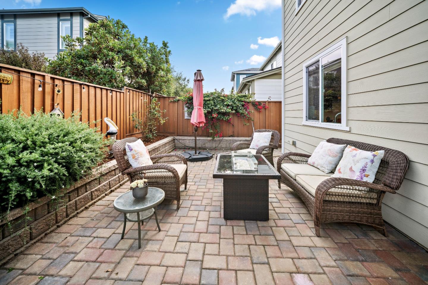 Detail Gallery Image 40 of 48 For 2760 Bungalow Dr, Marina,  CA 93933 - 3 Beds | 2/1 Baths