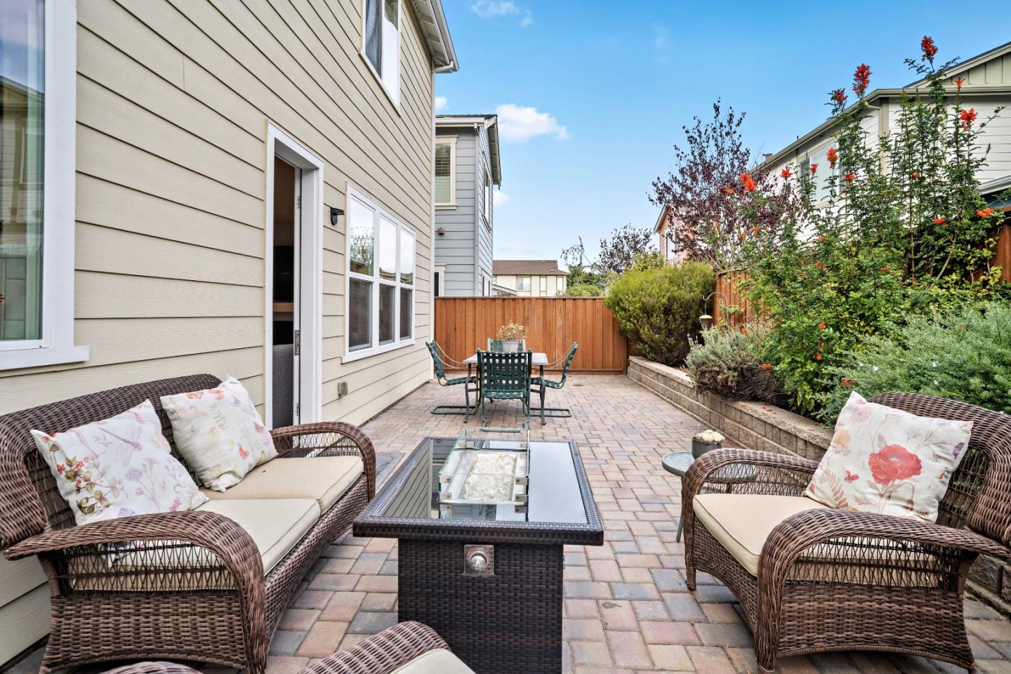 Detail Gallery Image 42 of 48 For 2760 Bungalow Dr, Marina,  CA 93933 - 3 Beds | 2/1 Baths