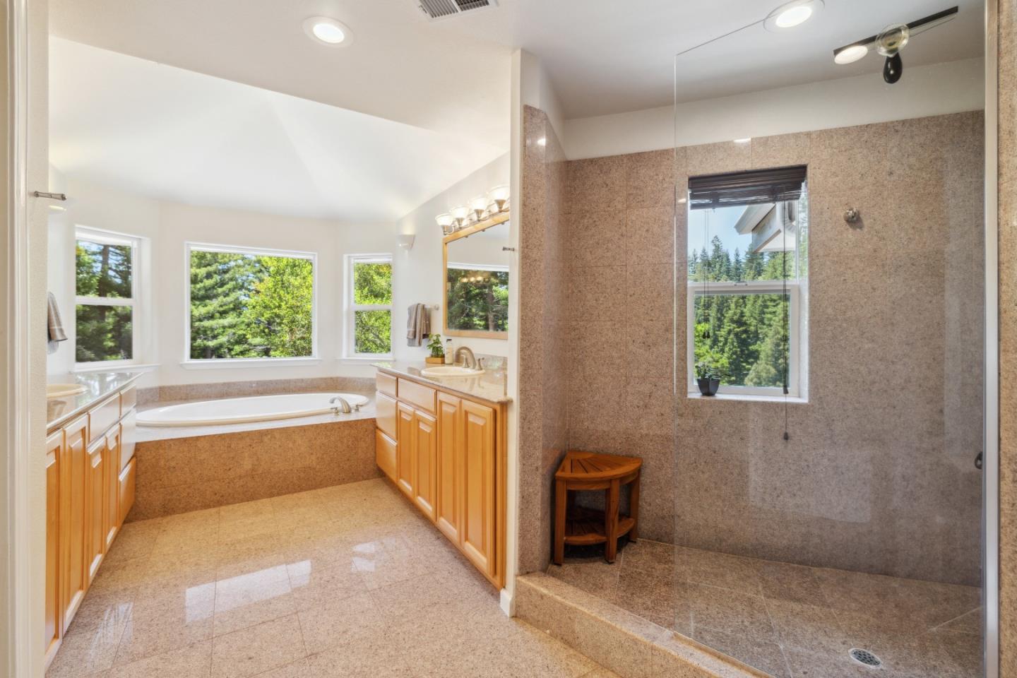 Detail Gallery Image 19 of 61 For 716 Dry Well Rd, Boulder Creek,  CA 95006 - 4 Beds | 2/1 Baths