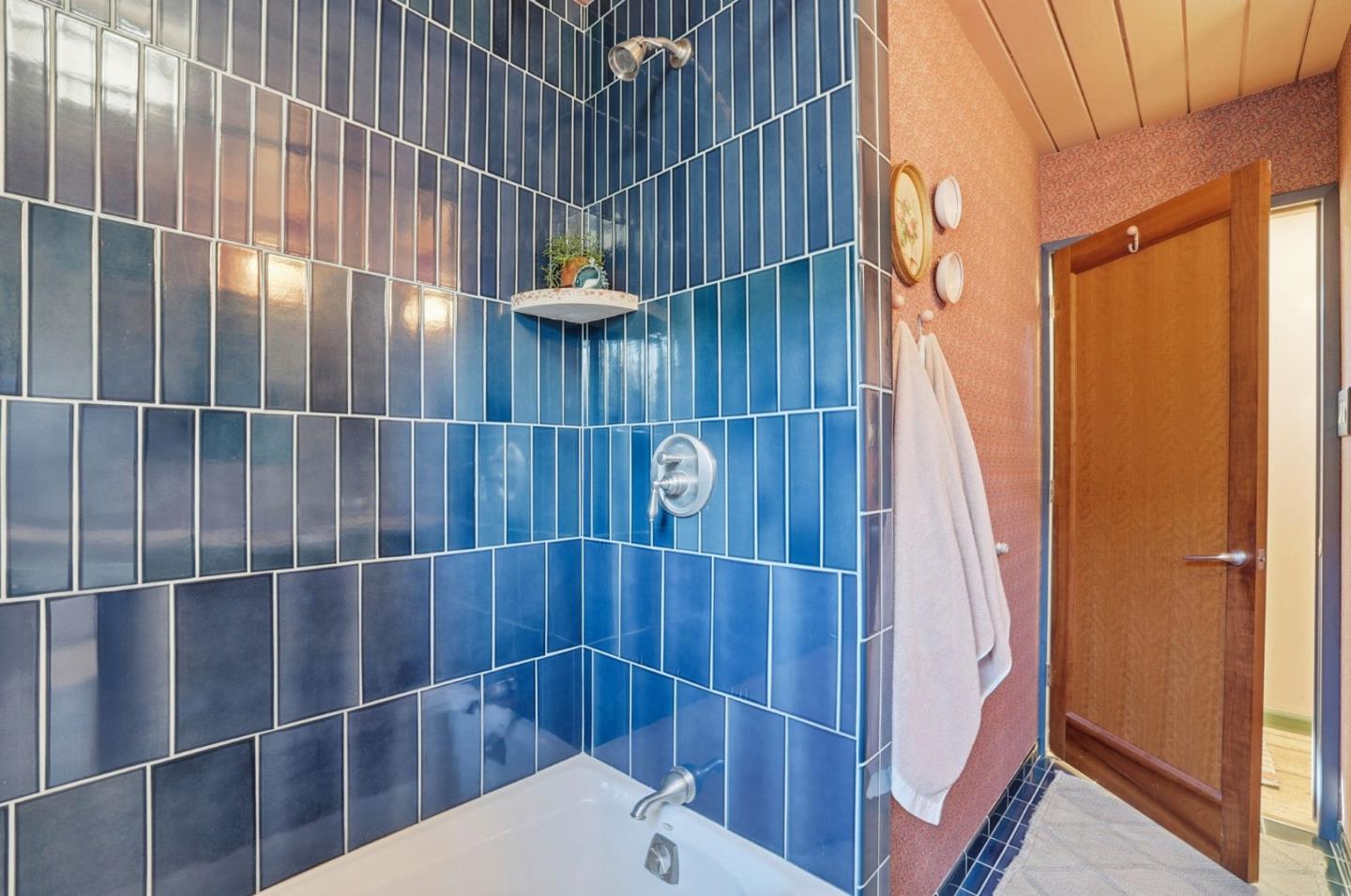 Detail Gallery Image 26 of 31 For 2265 Fairhill Ln, San Jose,  CA 95125 - 4 Beds | 2 Baths