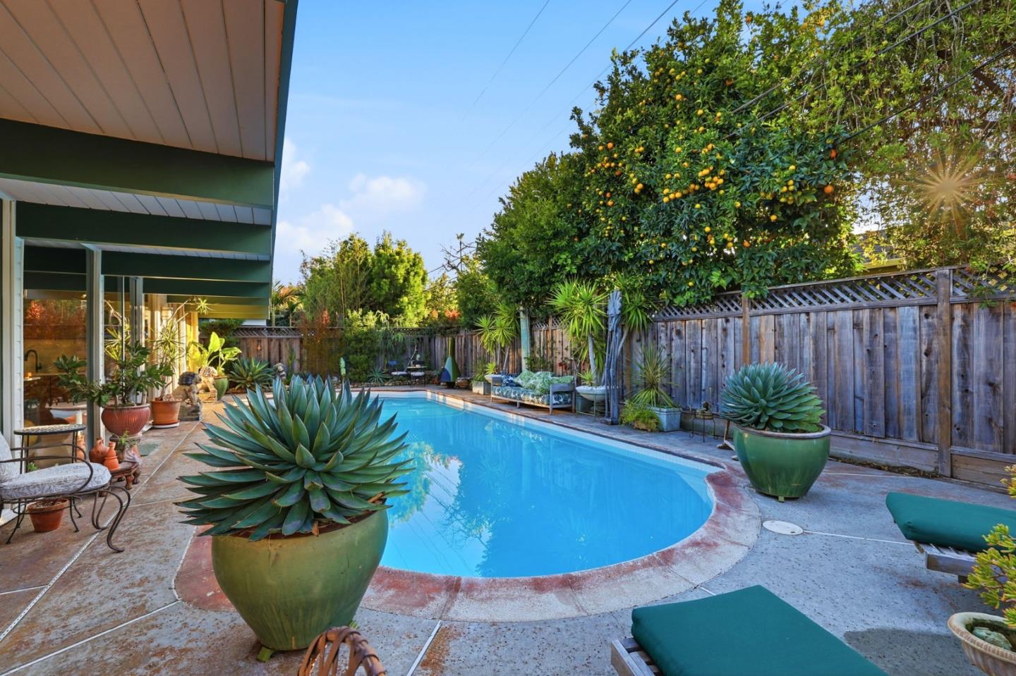 Detail Gallery Image 30 of 31 For 2265 Fairhill Ln, San Jose,  CA 95125 - 4 Beds | 2 Baths