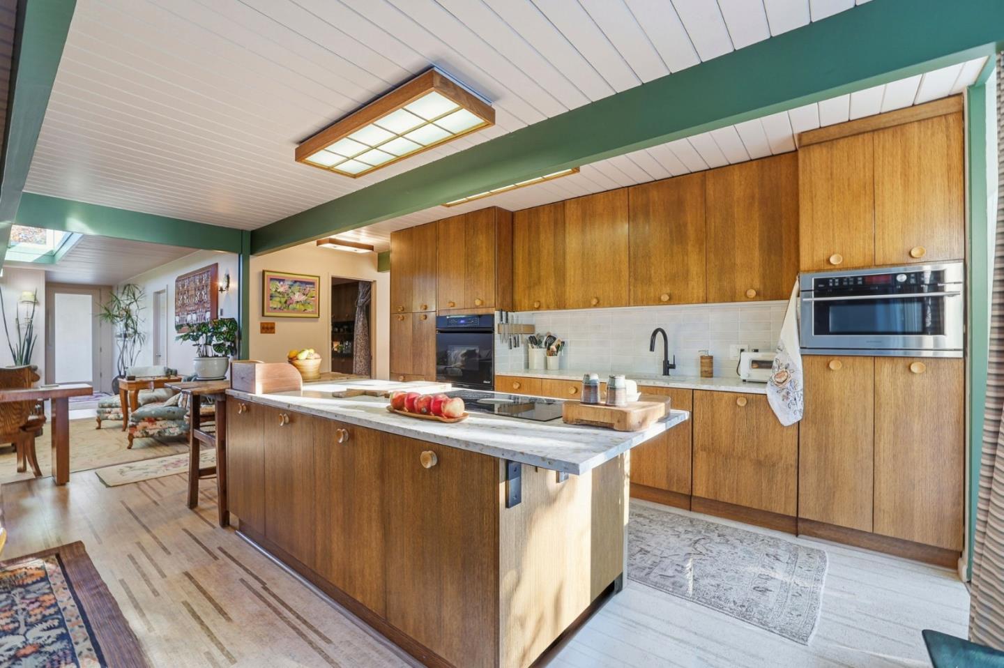 Detail Gallery Image 5 of 31 For 2265 Fairhill Ln, San Jose,  CA 95125 - 4 Beds | 2 Baths