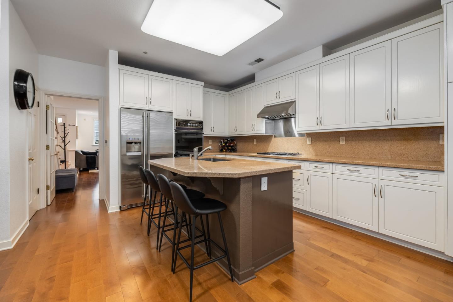 Detail Gallery Image 11 of 41 For 3421 El Camino Real #11,  Menlo Park,  CA 94027 - 3 Beds | 3/1 Baths