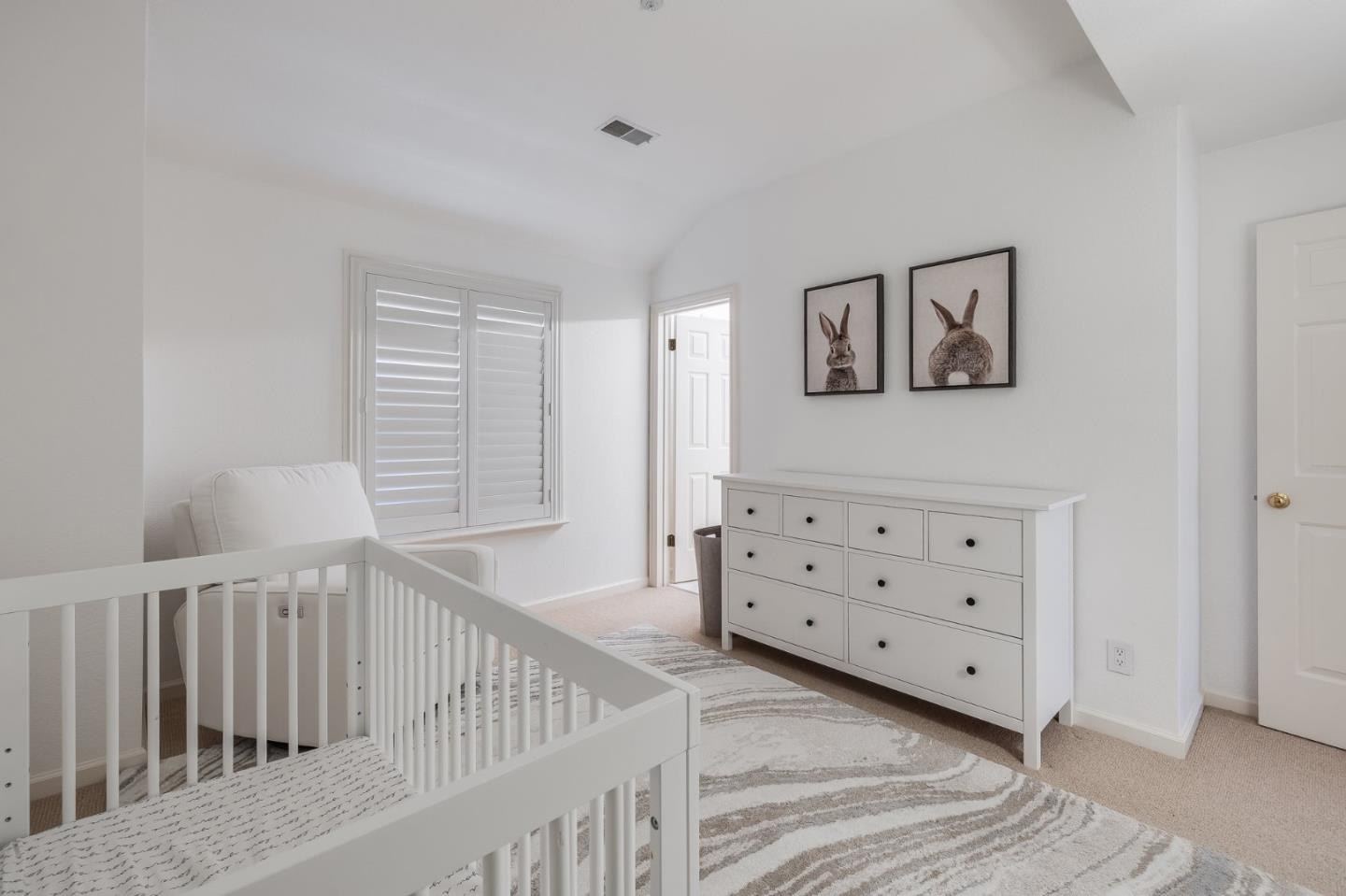 Detail Gallery Image 28 of 41 For 3421 El Camino Real #11,  Menlo Park,  CA 94027 - 3 Beds | 3/1 Baths