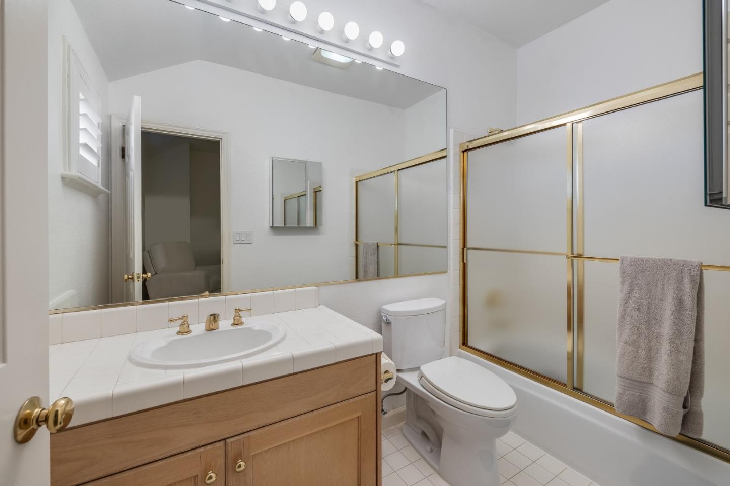 Detail Gallery Image 30 of 41 For 3421 El Camino Real #11,  Menlo Park,  CA 94027 - 3 Beds | 3/1 Baths