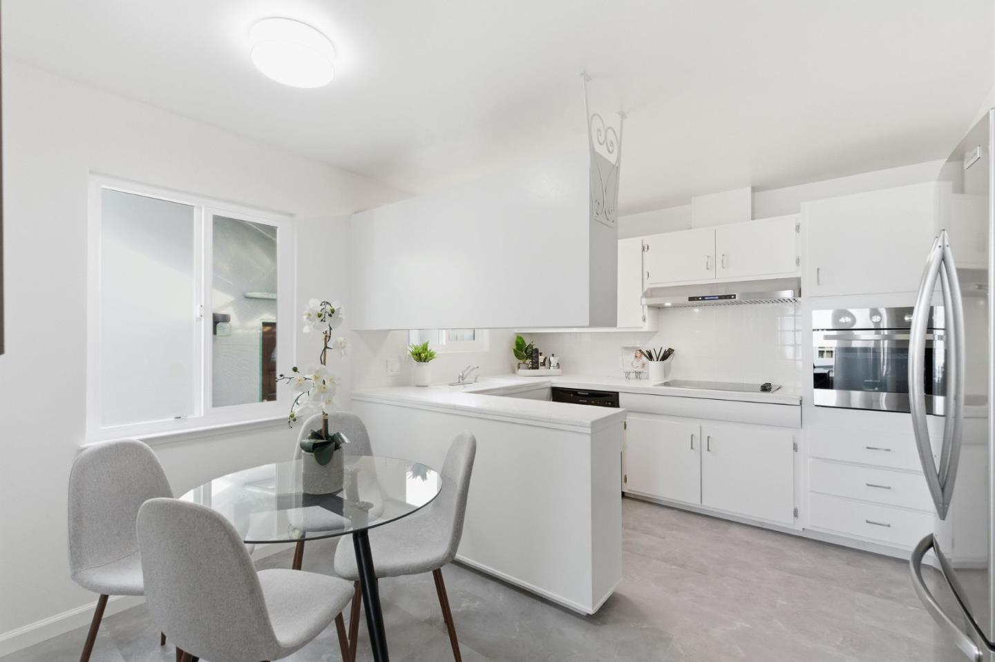 Detail Gallery Image 14 of 50 For 1322 Southgate Ave, Daly City,  CA 94015 - 3 Beds | 2 Baths