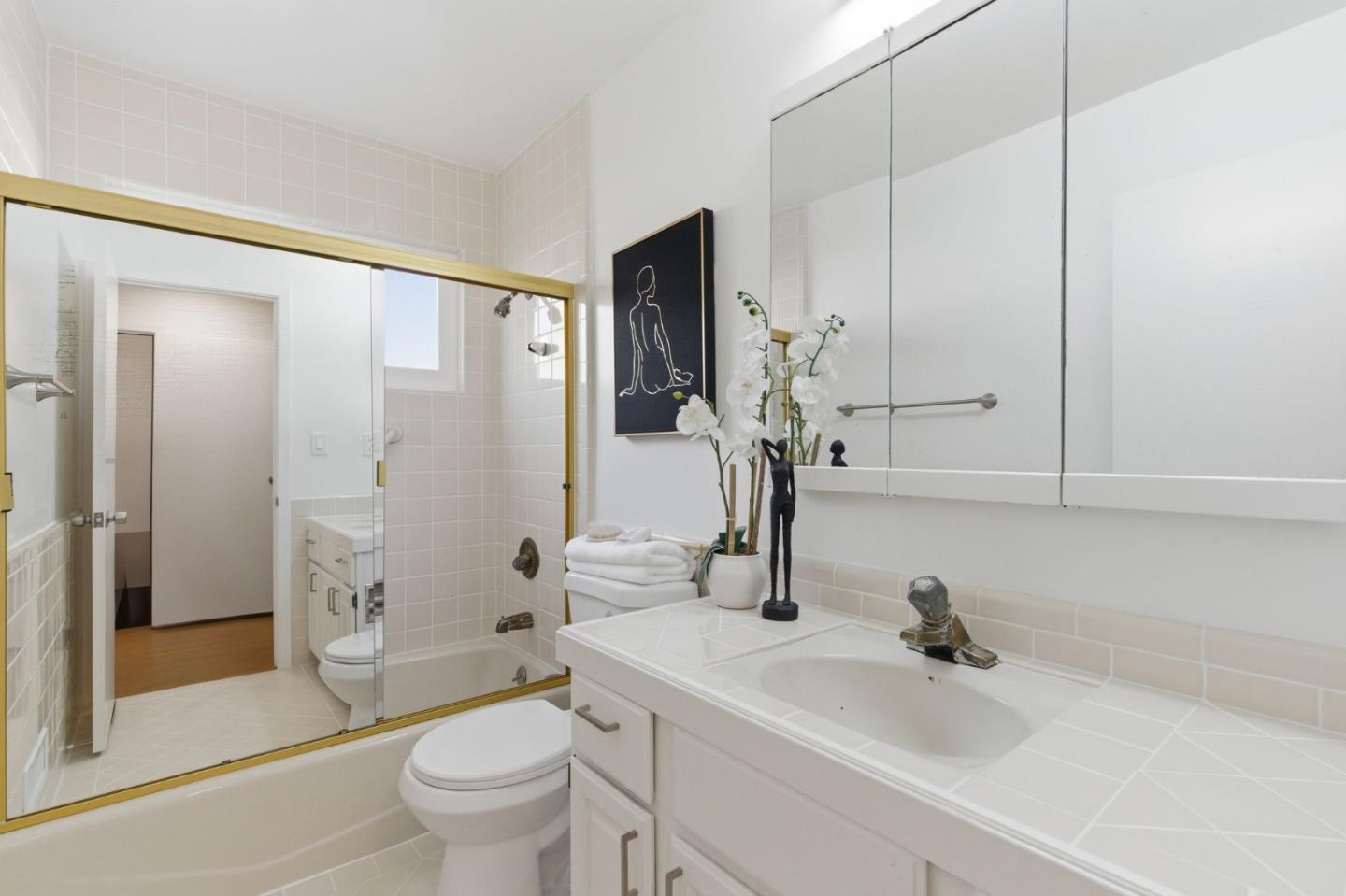 Detail Gallery Image 20 of 50 For 1322 Southgate Ave, Daly City,  CA 94015 - 3 Beds | 2 Baths