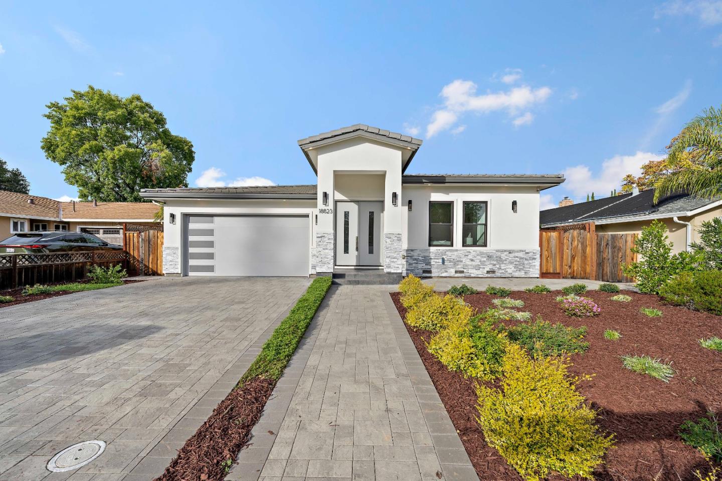 18823 Casa Blanca Ln