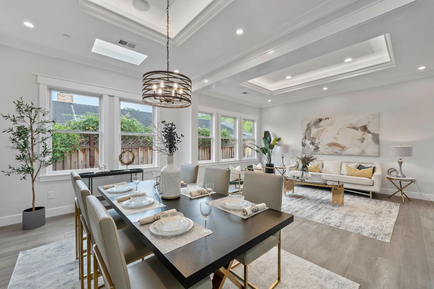 Detail Gallery Image 18 of 74 For 18823 Casa Blanca Ln, Saratoga,  CA 95070 - 5 Beds | 4/1 Baths