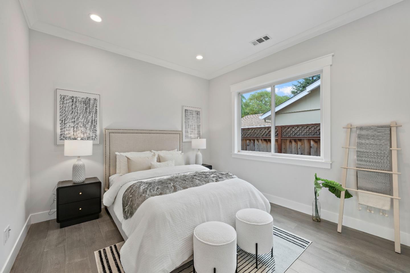 Detail Gallery Image 22 of 74 For 18823 Casa Blanca Ln, Saratoga,  CA 95070 - 5 Beds | 4/1 Baths