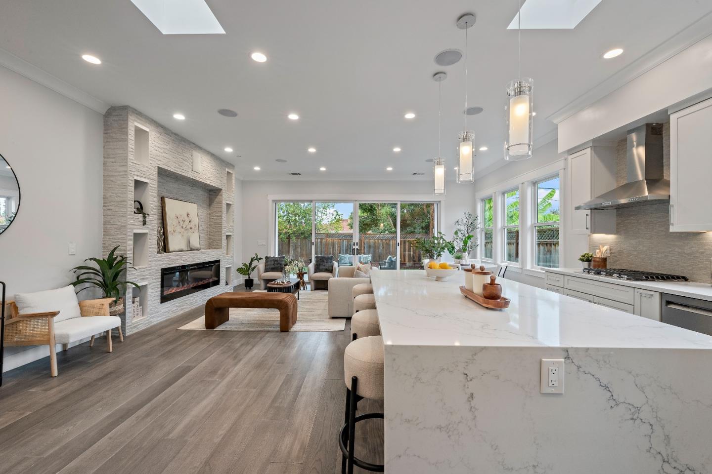 Detail Gallery Image 33 of 74 For 18823 Casa Blanca Ln, Saratoga,  CA 95070 - 5 Beds | 4/1 Baths